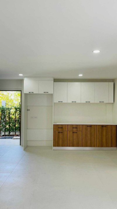 8S0219 ขายพูลวิลล่า ราคา 15,900,000 บาท 4 ห้องนอน 5 ห้องน้ำ โซนฉลอง