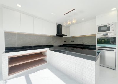 8S0221 This house for sale 9,880,000 baht 4 bedroom 3 bathroom at chalong