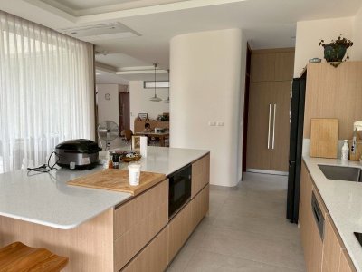 8S0223 ขายบ้านเดี่ยวสองชั้น ราคา 21,000,000 บาท 4 ห้องนอน 3 ห้องน้ำ โซนฉลอง