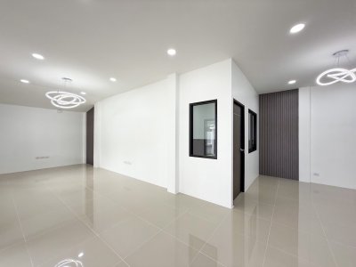 8S0227 This house for sale 5,490,000 baht 3 bedroom 2 bathroom at chalong