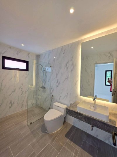 8S0230 ขายพูลวิลล่า ราคา 13,900,000 บาท 4 ห้องนอน 5 ห้องน้ำ โซนฉลอง