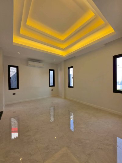 8S0230 ขายพูลวิลล่า ราคา 13,900,000 บาท 4 ห้องนอน 5 ห้องน้ำ โซนฉลอง