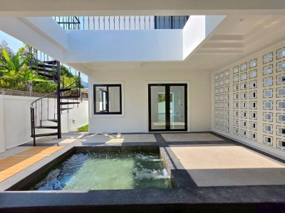 8S0230 ขายพูลวิลล่า ราคา 13,900,000 บาท 4 ห้องนอน 5 ห้องน้ำ โซนฉลอง