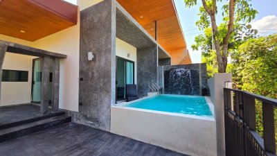 8S0237 ขายพูลวิลล่า ราคา 6,290,000 บาท 2 ห้องนอน 2 ห้องน้ำ โซนฉลอง