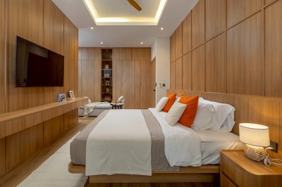 8S0238 ขายพูลวิลล่า ราคา 41,500,000 บาท 5 ห้องนอน 7 ห้องน้ำ โซนฉลอง