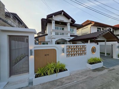 8S0249 This house for sale 7,290,000 baht 4 bedroom 3 bathroom at chalong