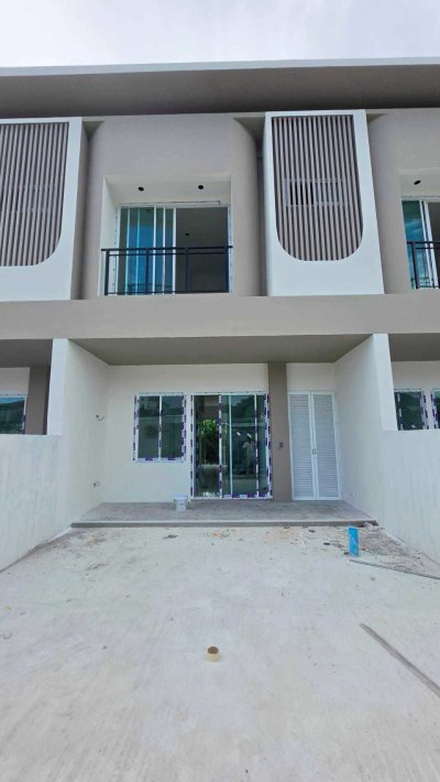 8S0250 This house for sale 5,880,000 baht 3 bedroom 3 bathroom at chalong