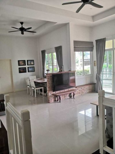 8S0253 This house for sale 8,900,000 baht 5 bedroom 3 bathroom at chalong