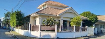 8S0253 This house for sale 8,900,000 baht 5 bedroom 3 bathroom at chalong