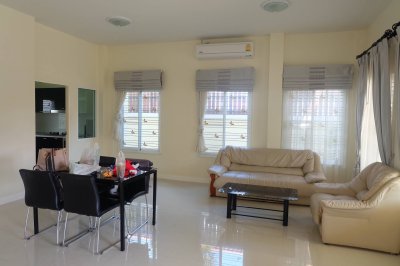 9R0015 This House for rent 3bedroom 2bathroom 50,000/month at wichit