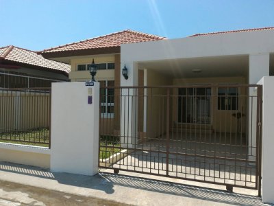 9R0030 ให้เช่าบ้านเเฝดชั้นเดียว 3ห้องนอน 2ห้องน้ำ ราคา 20,000/เดือน โซนวิชิต