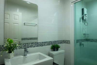 9R0104 คอนโดมิเนียม 1 ห้องนอน 1 ห้องน้ำ ให้เช่าเดือนละ 11,000 บาท โซนวิชิต