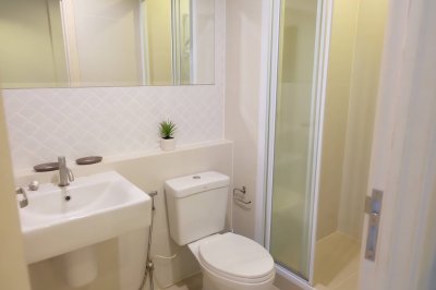 9R0124 คอนโดมิเนียม 1 ห้องนอน 1 ห้องน้ำ ให้เช่าเดือนละ 20,000 บาท โซนวิชิต