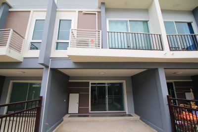 9R0176 This House 3 bedroom 2 bathroom 20,000/month at Wichit