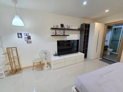 9R0204 คอนโดมิเนียม ห้องสตูดิโอ ให้เช่าเดือนละ 12,000 บาท โซนวิชิต 9R0204 คอนโดมิเนียม ห้องสตูดิโอ ให้เช่าเดือนละ 12,000 บาท โซนวิชิต