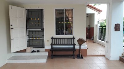 9R0212 This house for rent 3 bedroom 2 bathroom 30,000/month at wichit