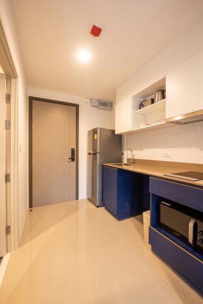 9R0268 The Base Central Condominium ห้องสตูดิโอ ให้เช่าเดือนละ 18,000 บาท โซนวิชิต