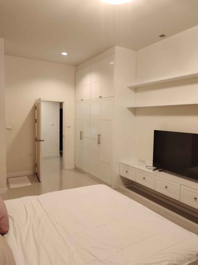 9R0280 This house for rent 3 bedroom 2 bathroom 40,000/month at wichit