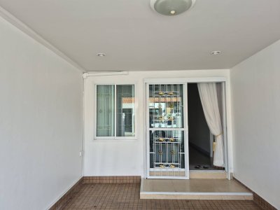 9R0293 ให้เช่าบ้านแฝดสองชั้น 3 ห้องนอน 2 ห้องน้ำ ราคา 25,000/เดือน โซนวิชิต