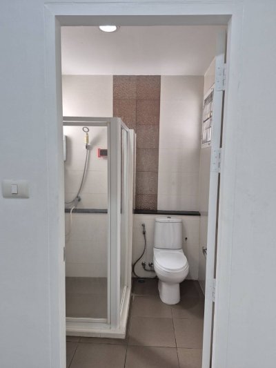 9R0293 ให้เช่าบ้านแฝดสองชั้น 3 ห้องนอน 2 ห้องน้ำ ราคา 25,000/เดือน โซนวิชิต