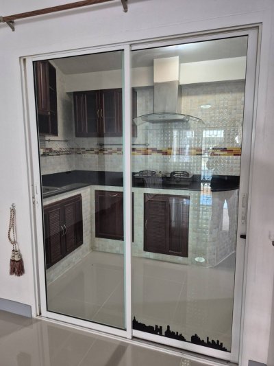 9R0293 ให้เช่าบ้านแฝดสองชั้น 3 ห้องนอน 2 ห้องน้ำ ราคา 25,000/เดือน โซนวิชิต