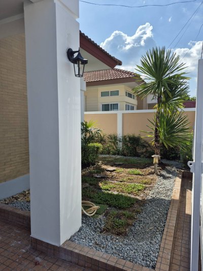 9R0293 ให้เช่าบ้านแฝดสองชั้น 3 ห้องนอน 2 ห้องน้ำ ราคา 25,000/เดือน โซนวิชิต