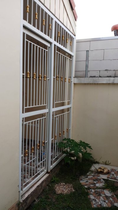 9R0293 ให้เช่าบ้านแฝดสองชั้น 3 ห้องนอน 2 ห้องน้ำ ราคา 20,000/เดือน โซนวิชิต