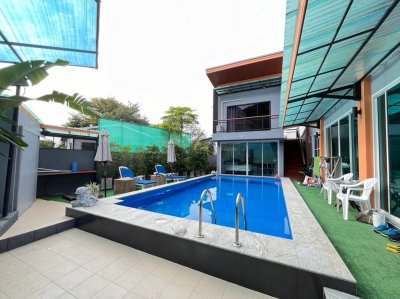 9R0363 ให้เช่า pool villa 3 ห้องนอน 3 ห้องน้ำ ราคา 50,000/เดือน โซนพันวา