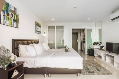 9R0386 คอนโดมิเนียม ห้องสตูดิโอ ให้เช่าเดือนละ 13,000 บาท โซนวิชิต