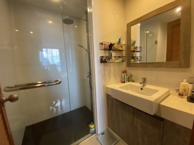 9R0402 คอนโดมิเนียม 1 ห้องนอน 1 ห้องน้ำ ให้เช่าเดือนละ 23,000 บาท โซนวิชิต