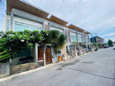 9R0420 This house for rent 2bedroom 2bathroom 30,000/month at wichit have fully furnished