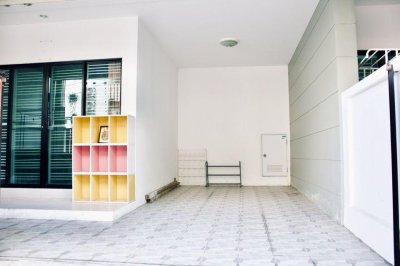 9R0427 This House 3bedroom 2bathroom 15,000/month in wichit