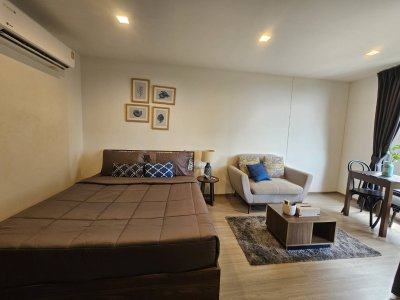 9R0480 The Base Central Condominium 1bedroom 1bathroom 18,000/month at wichit