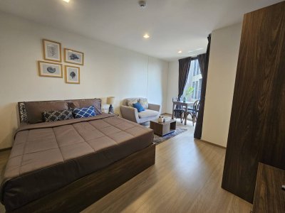 9R0480 The Base Central Condominium 1bedroom 1bathroom 18,000/month at wichit