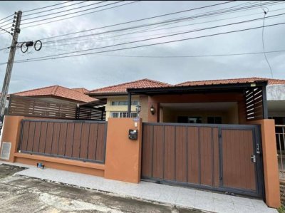 9R0500 This house for rent 3 bedroom 2 bathroom 40,000/month at wichit