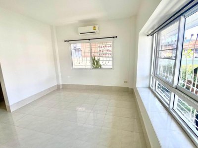 9R0516 This house for rent  3bedroom 2bathroom 35,000/month at Wichit