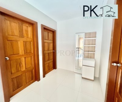 9R0523 This house for rent 3bedrooms 3bathrooms 49,000 per month at wichit have fully furnished