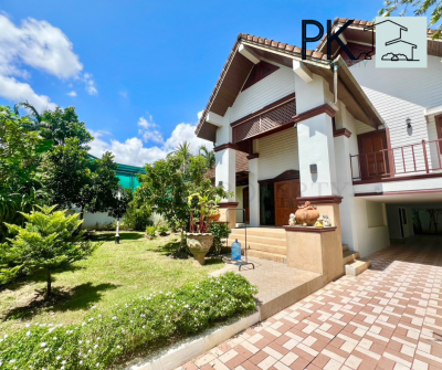 9R0546 This house for rent 3bedrooms 3bathrooms 55,000/month at wichit