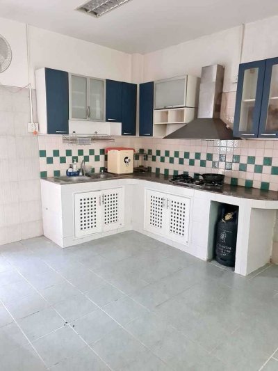 9R0547 This house for rent 3bedrooms 2bathrooms 30,000/month at wichitd