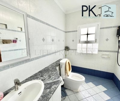 9R0548 This house for rent 4bedrooms 3bathrooms 65,000/month at wichit