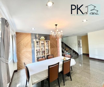 9R0548 This house for rent 4bedrooms 3bathrooms 65,000/month at wichit