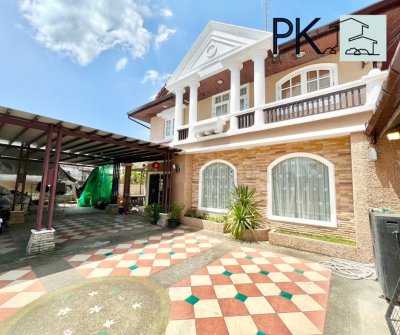 9R0548 This house for rent 4bedrooms 3bathrooms 65,000/month at wichit