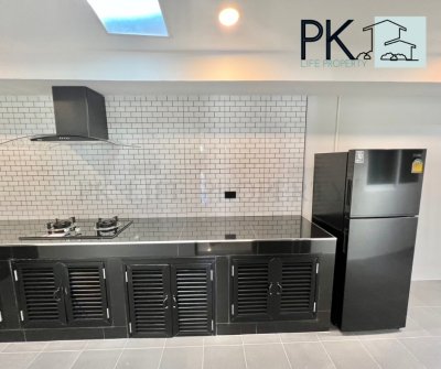 9R0550 ให้เช่าบ้านแฝดชั้นเดียว 3ห้องนอน 2ห้องน้ำ ราคา 32,000/เดือน โซนวิชิต