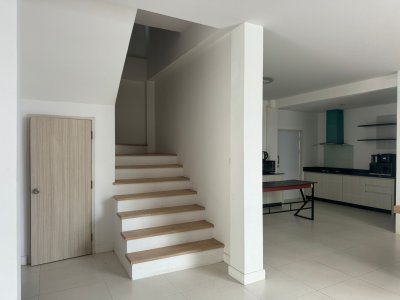 9R0564 ให้เช่าบ้านเดี่ยวสองชั้น 3ห้องนอน 2ห้องน้ำ ราคา 35,000/เดือน โซนวิชิต