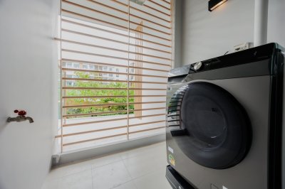 9R0572 คอนโดมิเนียม 1 ห้องนอน 1 ห้องน้ำ ให้เช่าเดือนละ 28,000บาท โซนวิชิต