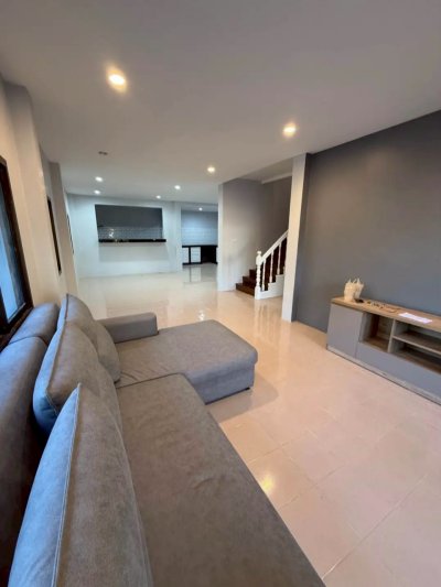 9R0643 ให้เช่าบ้านเดี่ยวสองชั้น 3 ห้องนอน 3 ห้องน้ำ ราคา 35,000/เดือน โซนวิชิต