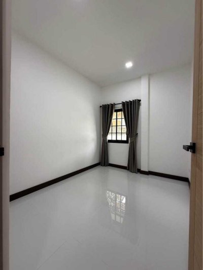9R0661 This house for rent 3 bedroom 2 bathroom 50,000/month at wichit