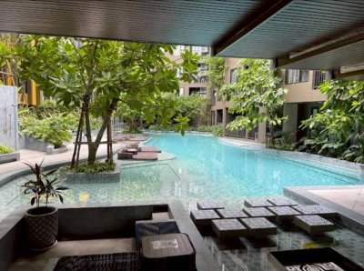 9R0670 คอนโดมิเนียม 1 ห้องนอน 1 ห้องน้ำ ให้เช่าเดือนละ 15,000 บาท โซนวิชิต