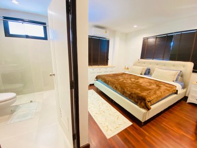 9R0672 ให้เช่า pool villa 3 ห้องนอน 5 ห้องน้ำ ราคา 130,000/เดือน โซนวิชิต