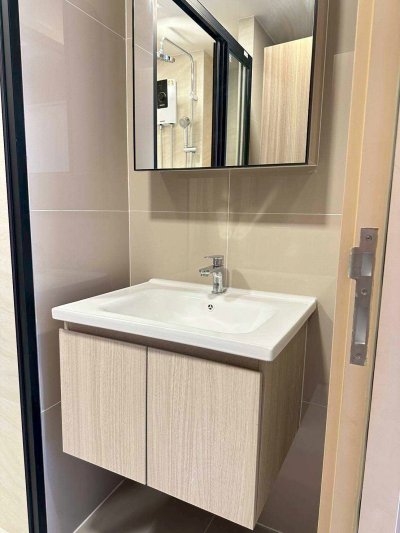 9R0711 Condominium for rent 1 bedroom 1 bathroom 25,000/month at wichit